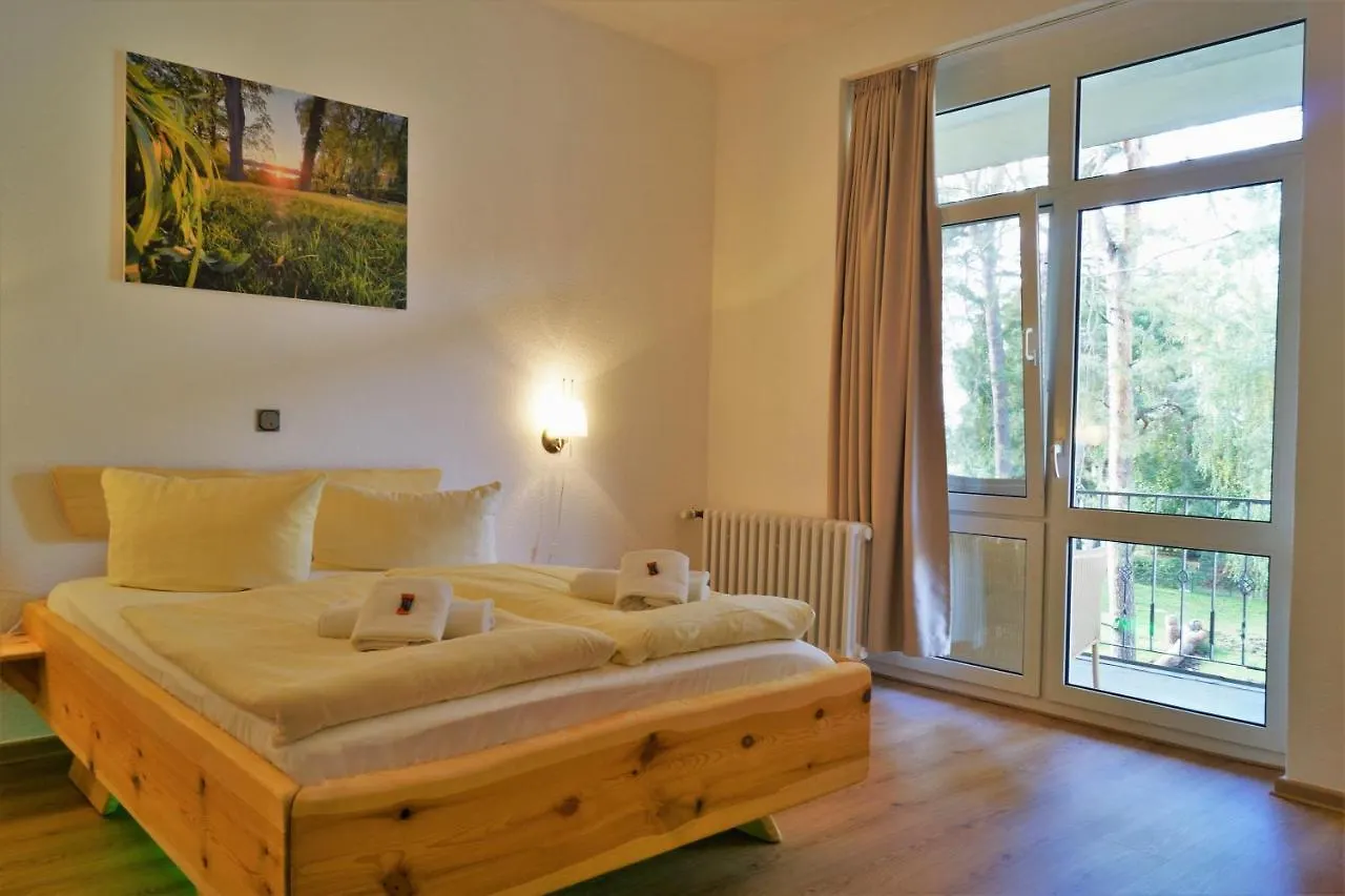 Waldhotel Am See Berlin-Schmoeckwitz Hotel Berlin