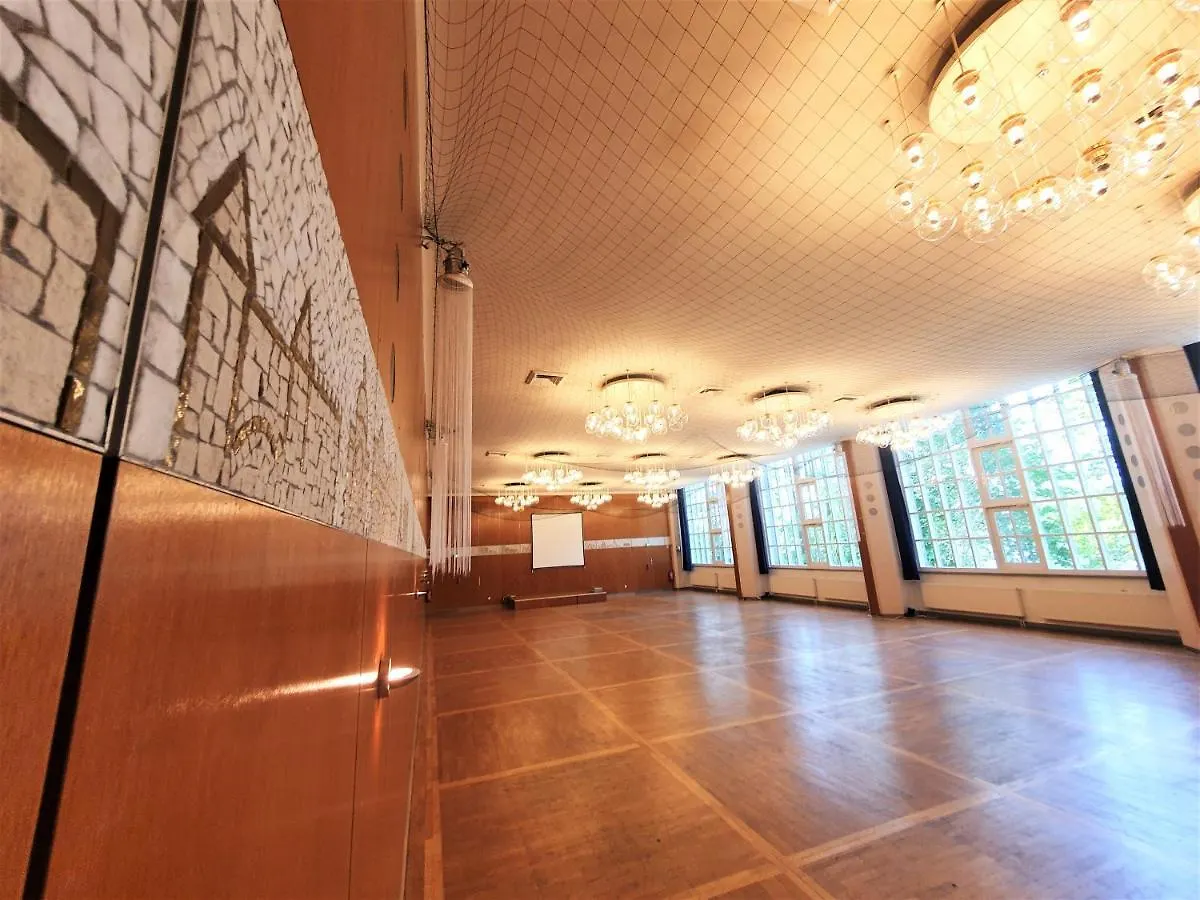 Waldhotel Am See Berlin-Schmoeckwitz