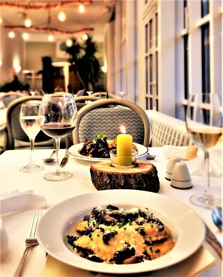Waldhotel Am See Berlin-Schmoeckwitz Hotel