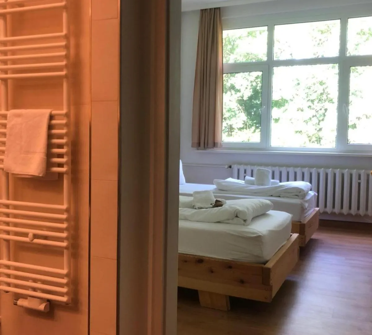 Waldhotel Am See Berlin-Schmoeckwitz 독일